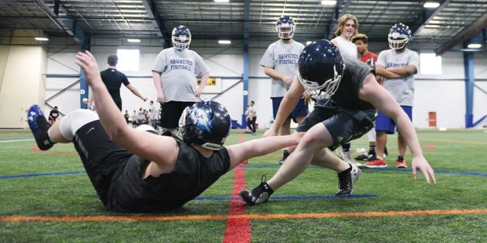 S_Z_hawkeyesopenhouse_02___Super_Portrait